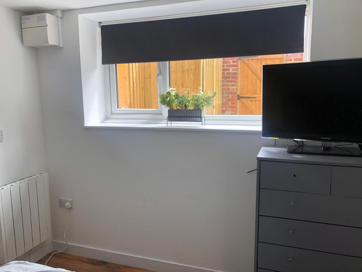 Exclusive Modern Decorated 1 Bedroom Detached Studio Newport  Dış mekan fotoğraf